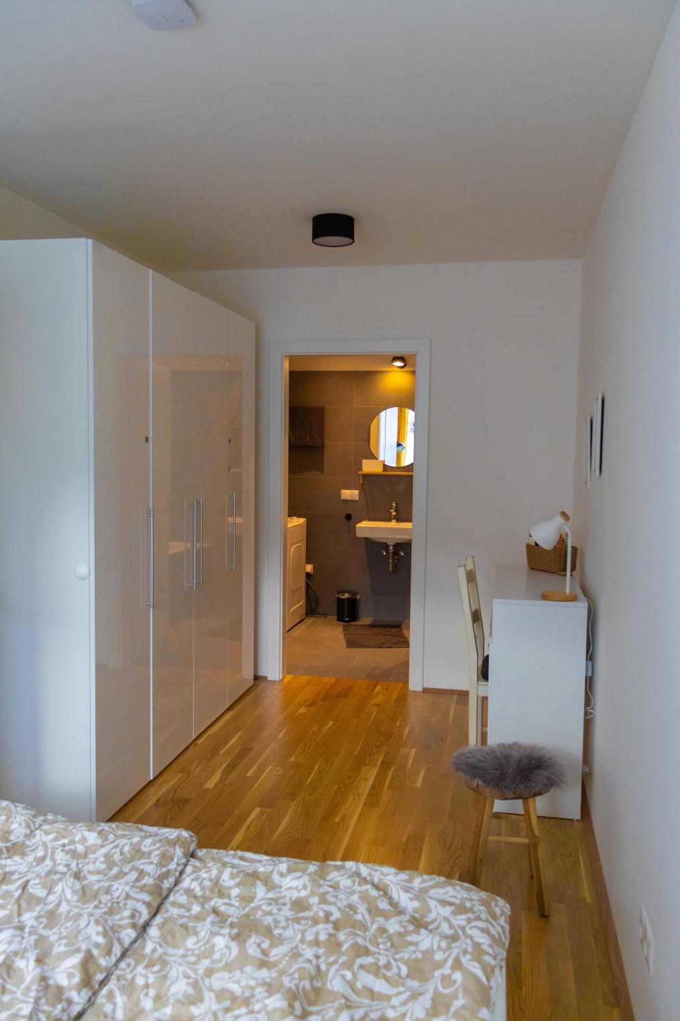 Danube City Lodge, Uptown, A/C Viena Exterior foto